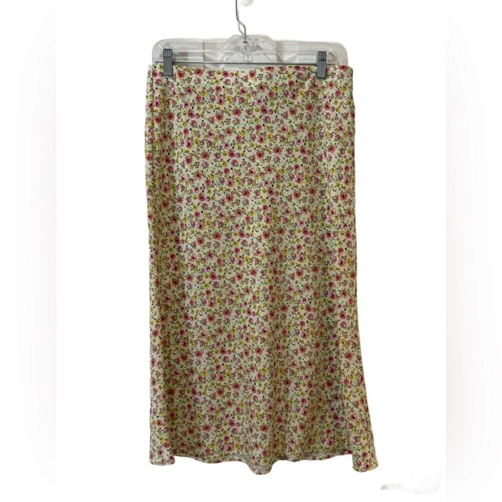 Maion d’ Amelie Floral Cream Skirt, Size 10